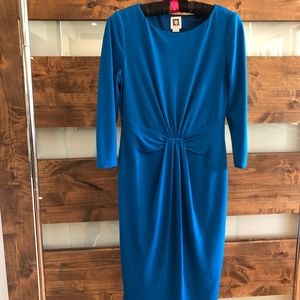 Size 2 Anne Klein ruched front sheath dress